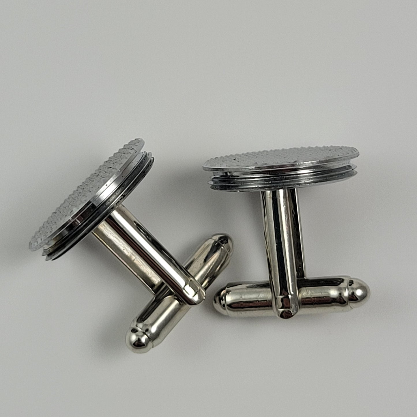 CUFFLINKS CAMERA BATTERY COVER CAP - ROUND #009