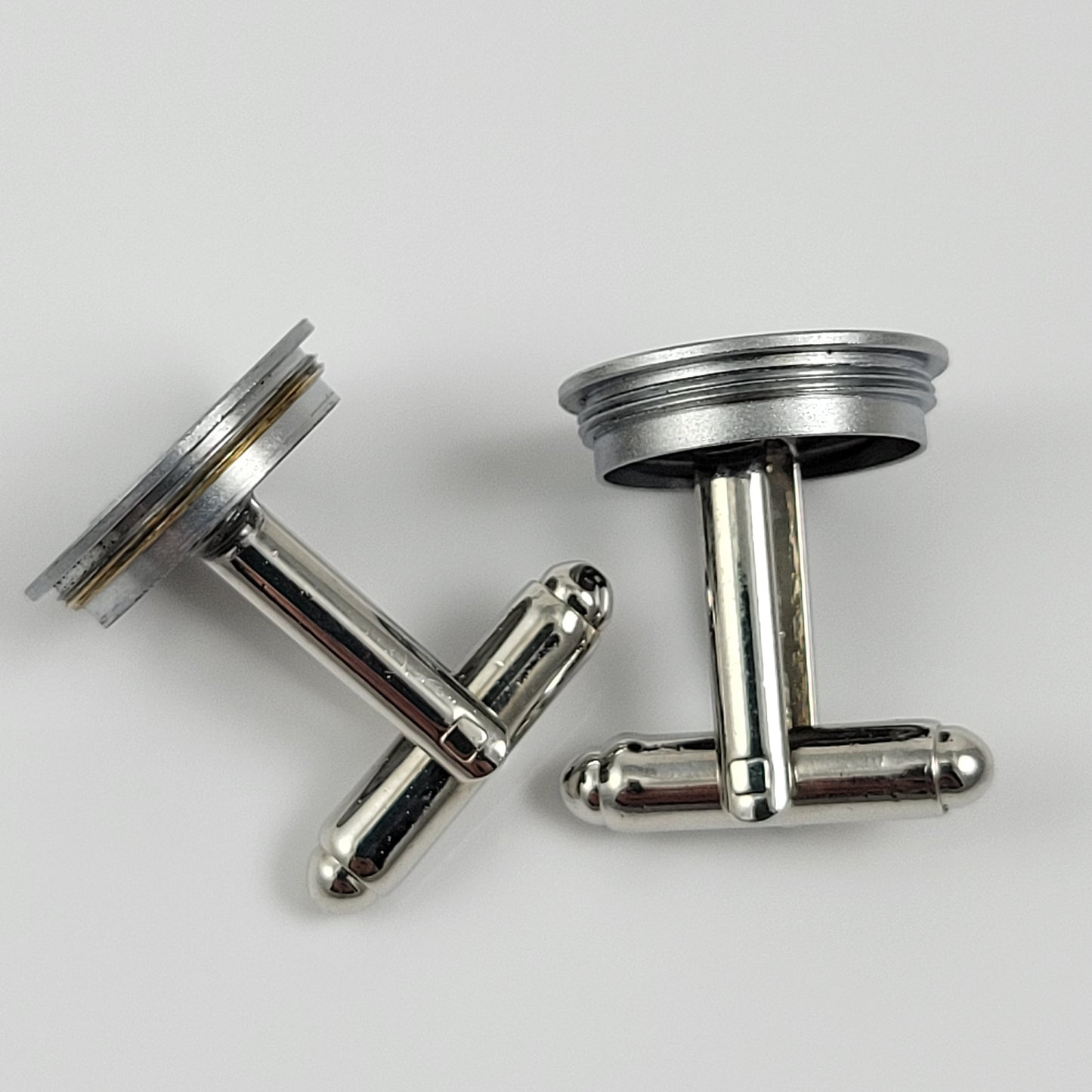 CUFFLINKS CAMERA BATTERY COVER CAP - ROUND #015