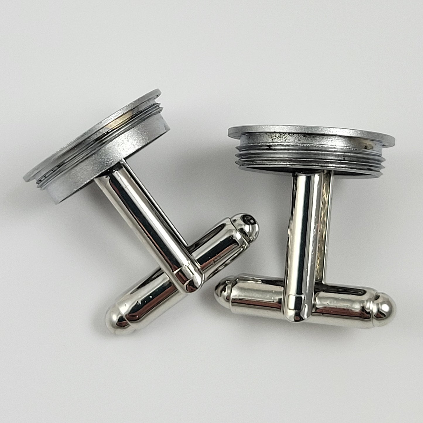 CUFFLINKS CAMERA BATTERY COVER CAP - ROUND #016