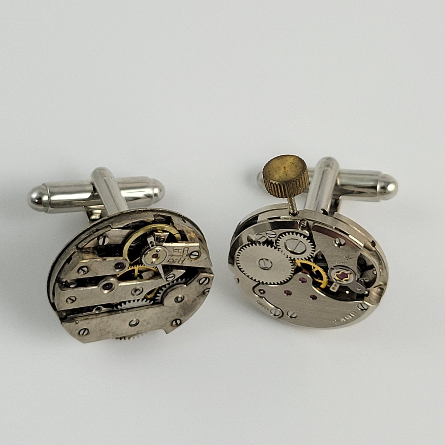 CUFFLINKS WATCH MOVEMENT - ROUND #006