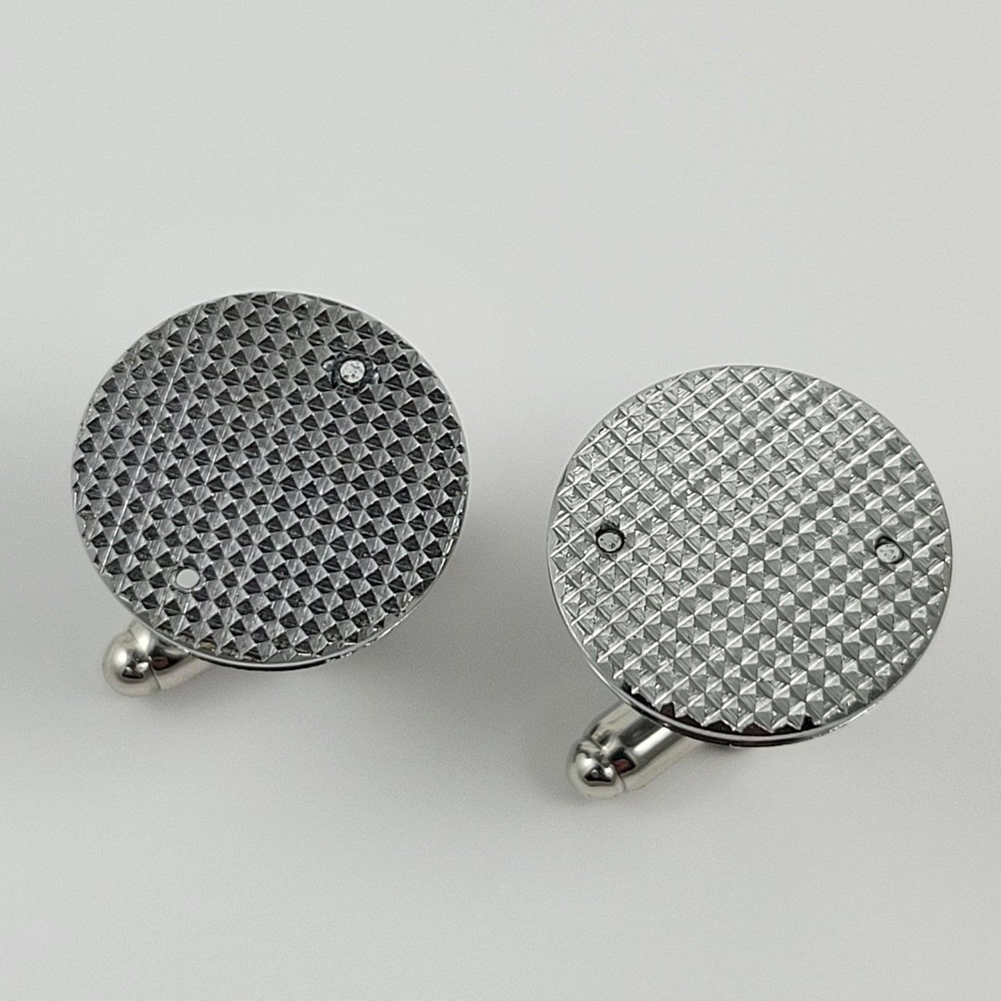 CUFFLINKS CAMERA BATTERY COVER CAP - ROUND #010